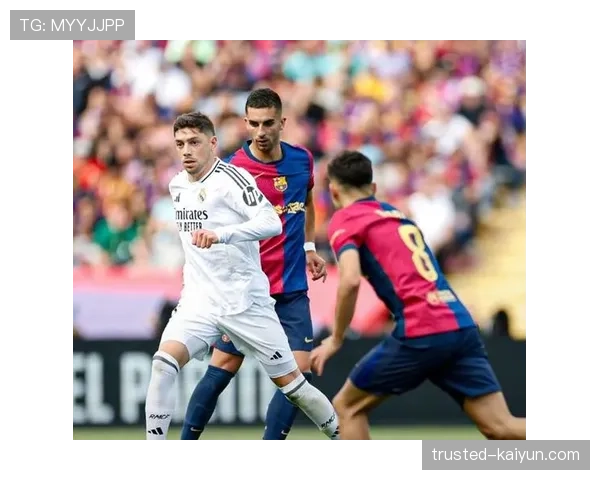 巴萨力克皇马延续四连胜 西班牙德比火爆场面不断